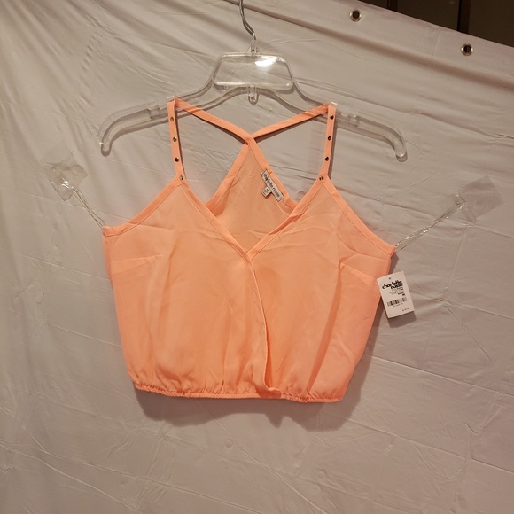 Tank - Picture 6 of 6